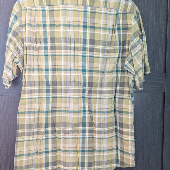 Eddie Bauer Men's Button Down (Medium) - Picture 4 of 4